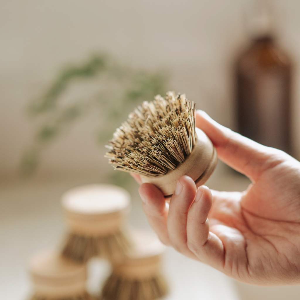 Reusable Bamboo Dish Brush | Eco Washing Up Cleaning Brushes