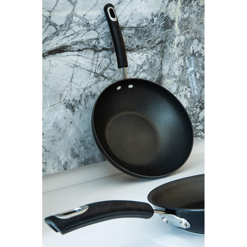 Circulon Total 3-Coat Non-Stick 30cm Stir Frying Pan