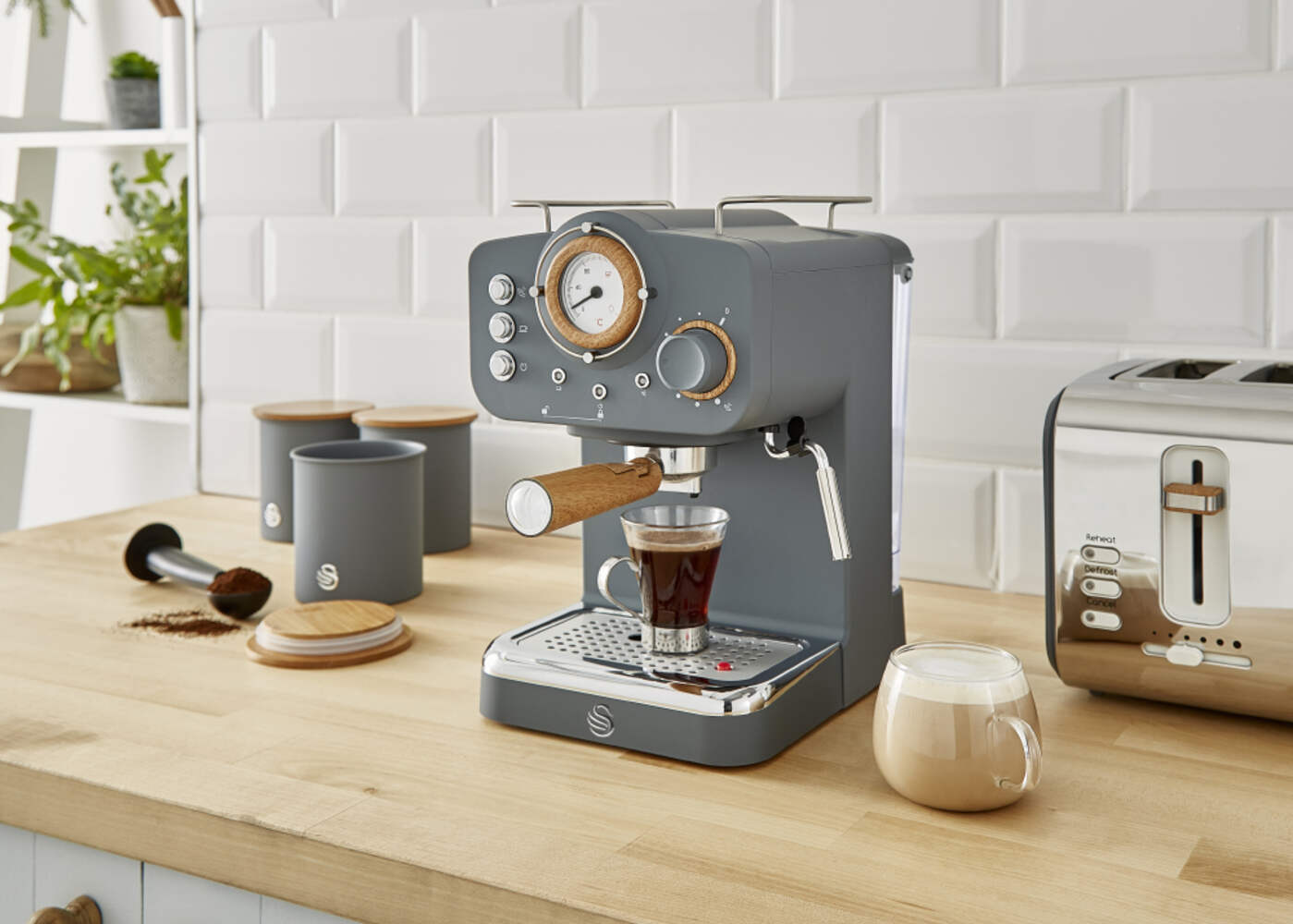 Swan Nordic Espresso Coffee Machine 1.2L - Grey