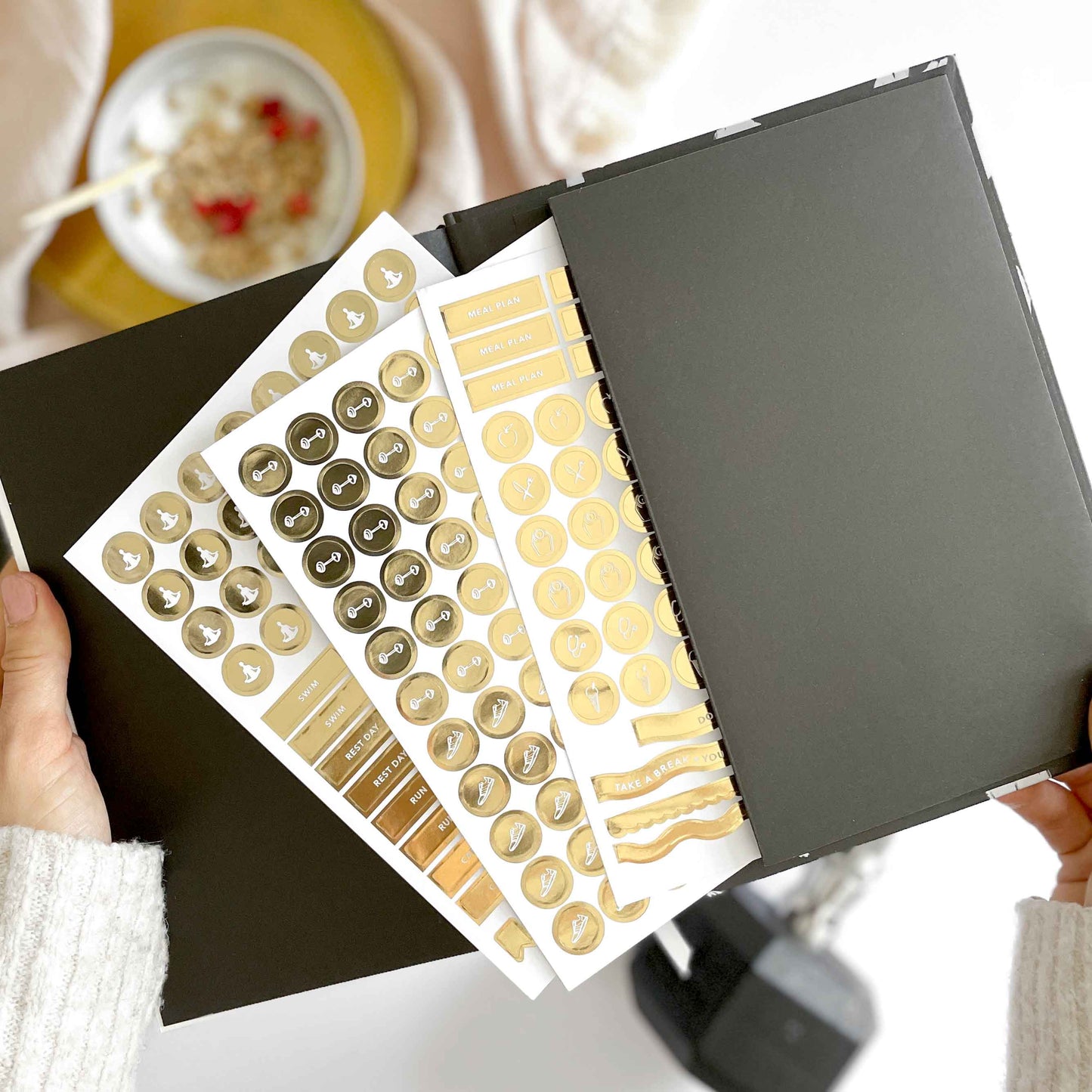 My Daily Fitness planner -  Workout and Meal Planner (Noir)