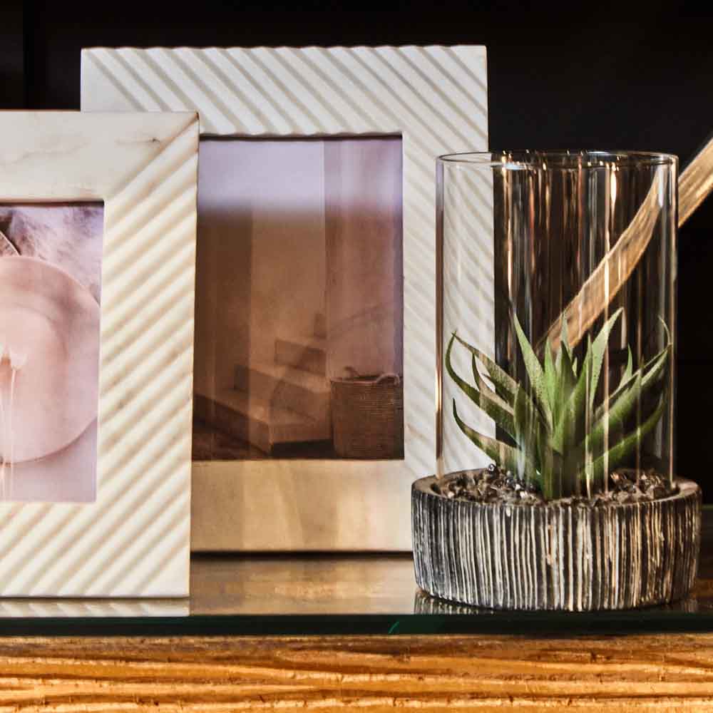 Oxana Ribbed Marble Photo Frame 6x4"