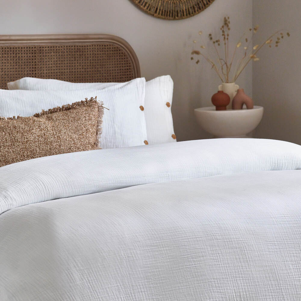 Soft Crepe Lark Duvet Cover Set - White