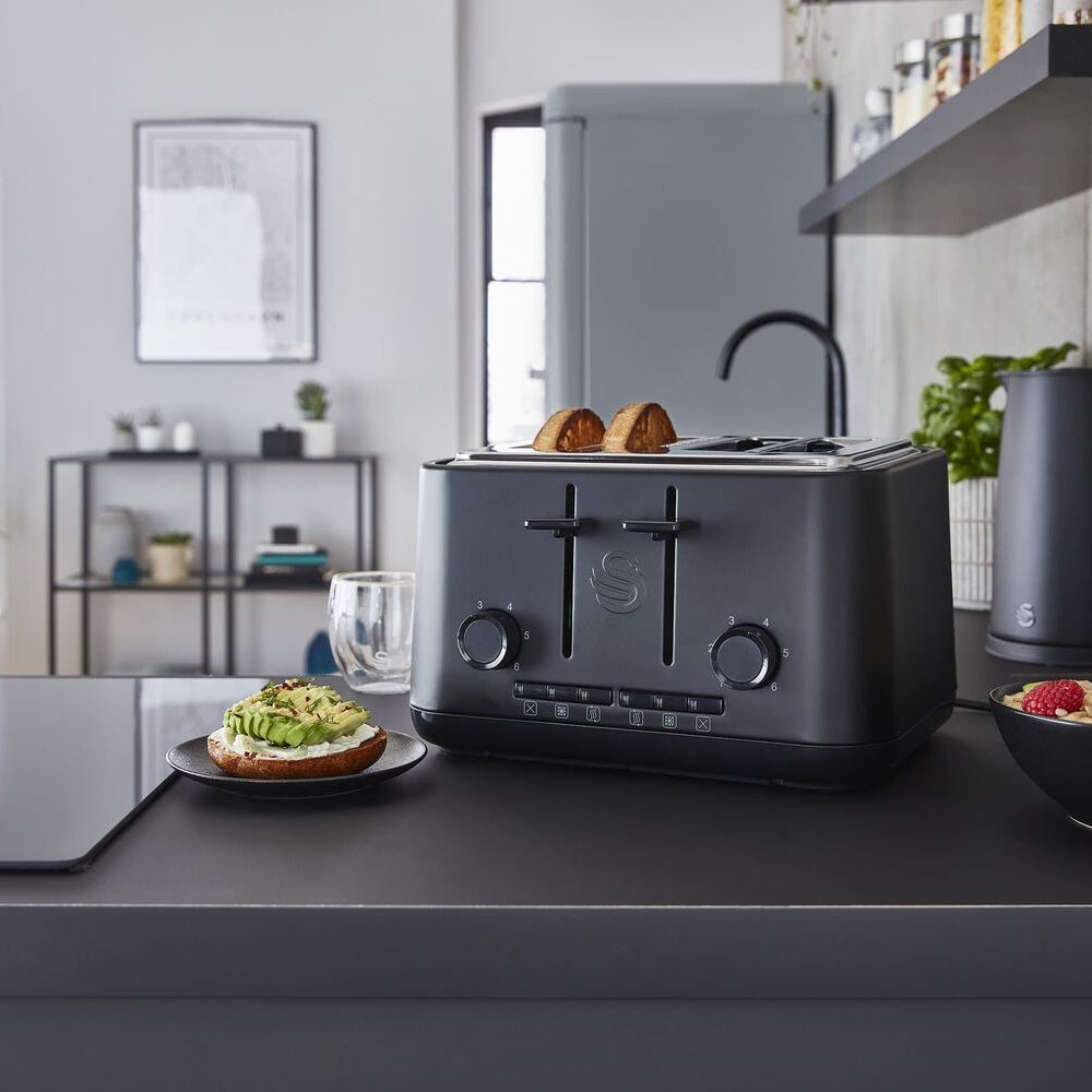 Swan Stealth 4 Slice Toaster - Matt Black Finish