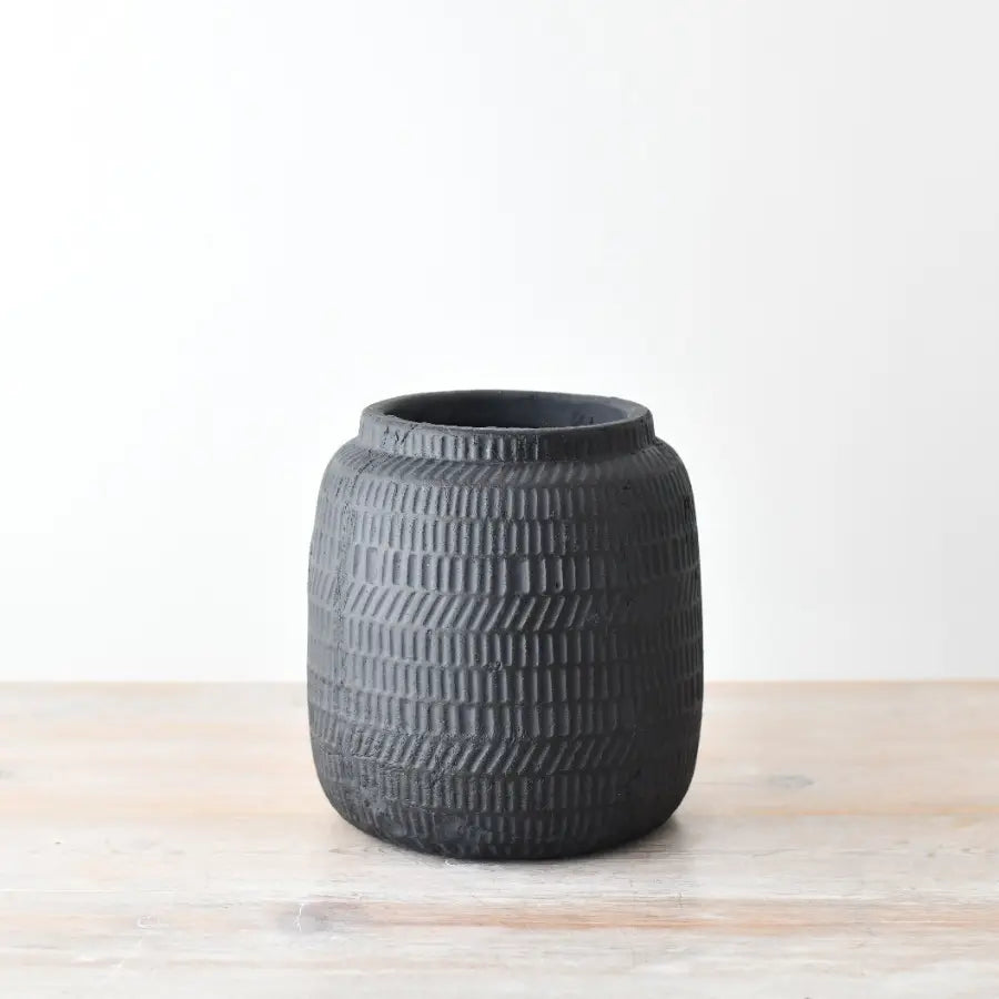 Kamiko Vase Black